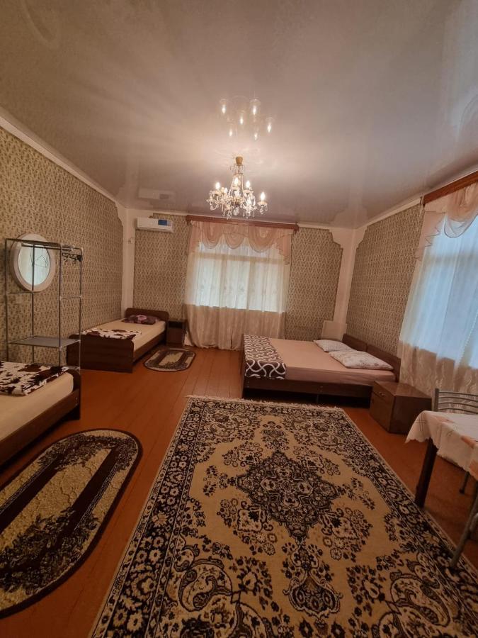 Guesthouse At Oleg'S Zolotoy Bereg Goedaoeta Buitenkant foto