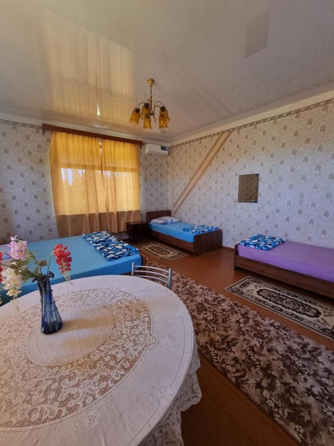 Guesthouse At Oleg'S Zolotoy Bereg Goedaoeta Buitenkant foto
